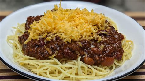  Cincinnati Chili: Een rijke, kruidige saus die je hart zal veroveren! 